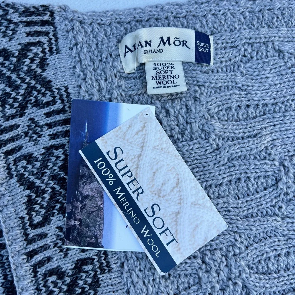 Aran Mór Ireland Super Soft 100 Merino Wool‎ Cable Knit Throw Blanket 40x60